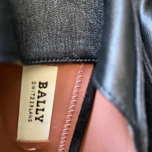 Bally women loafers size 38 . Size 7 - Picture 11 of 13